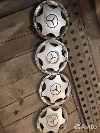 Колпаки mercedes