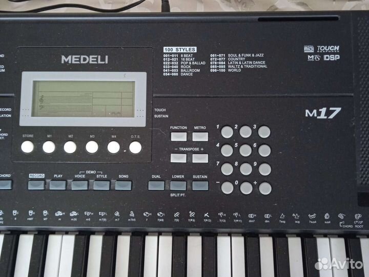 Синтезатор medeli M17