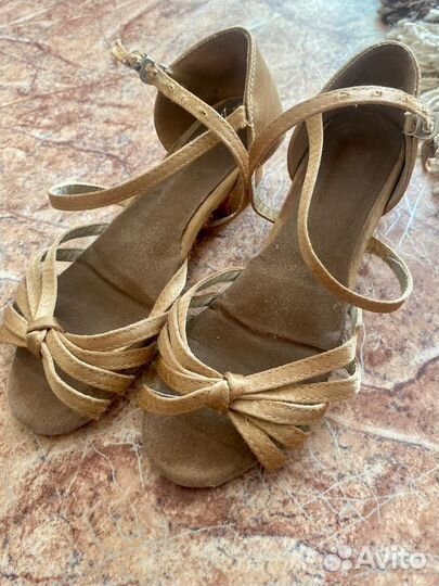 Туфли для бальных танцев