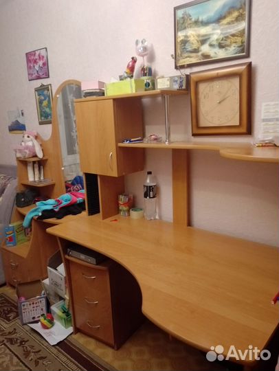 Компьютерный стол бу в отличном состоянии