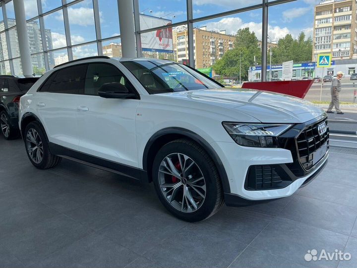 Audi Q8 3.0 AT, 2022