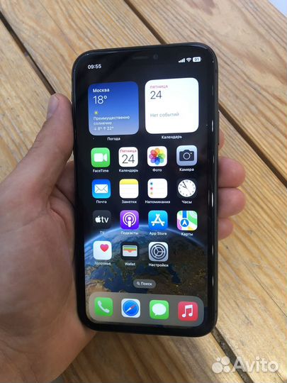 iPhone 11, 64 ГБ