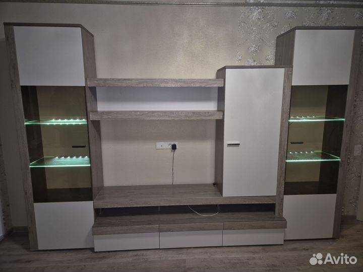 Стенка в гостиную бу