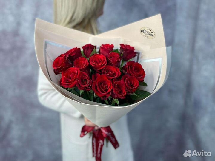 Букет 101 роза. Подарок девушке