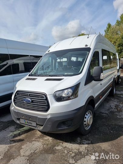 Ford Transit микроавтобус, 2023