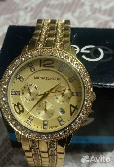 Часы наручные женские