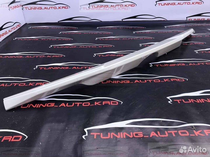 Спойлер Toyota Land Cruiser Prado 150 X6571