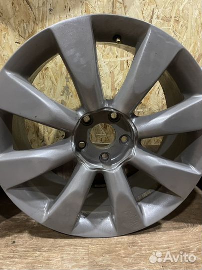 Диски на infiniti r18