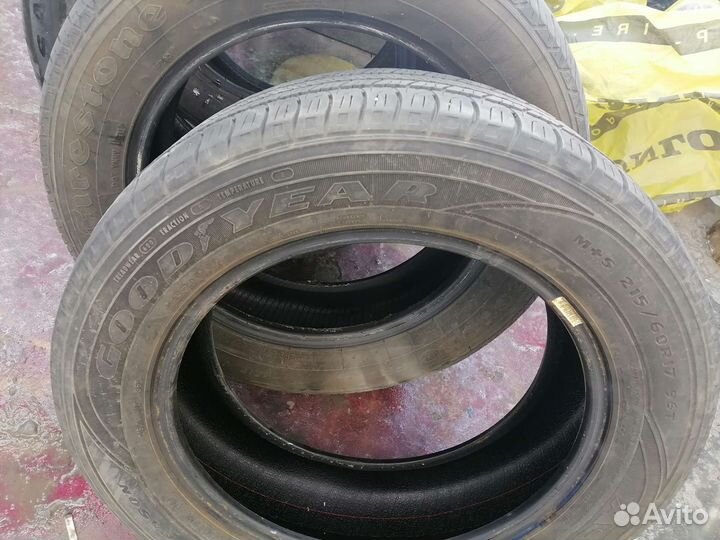 Goodyear Assurance 215/60 R17