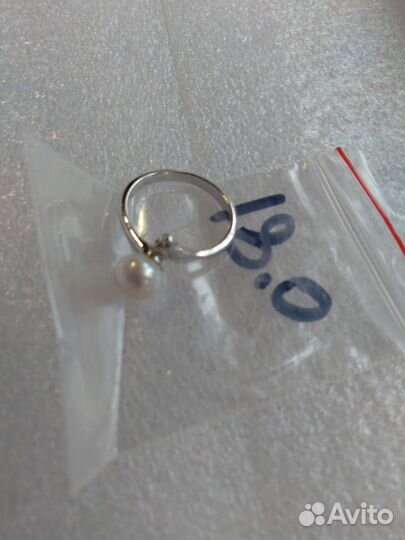 Кольцо с крупным жемчугом