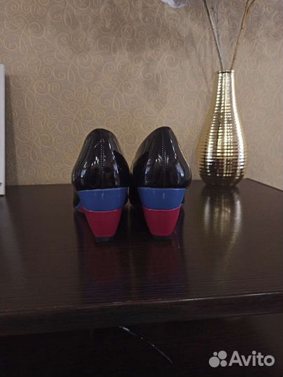 Туфли женские 37 размер новые