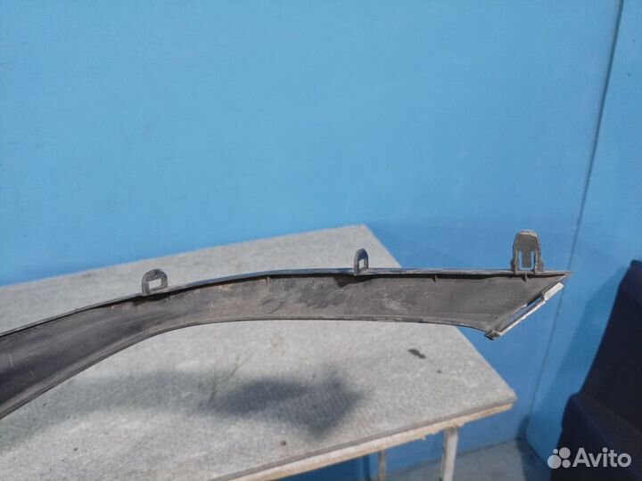 Накладка заднего бампера правая Lexus RX 4