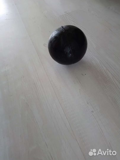 Шар спортивный металлический прорезиненный