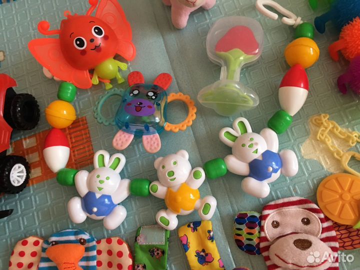 Развивающие игрушки пакетом для малыша