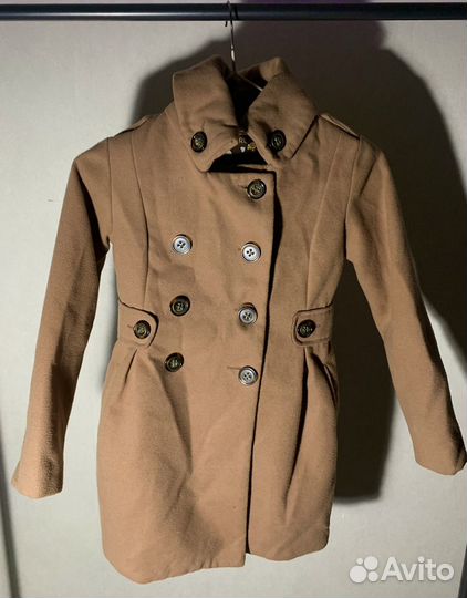 Детское пальто для девочки