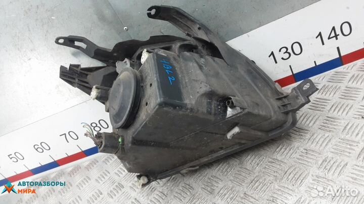 Фара левая Ford Fusion 2005