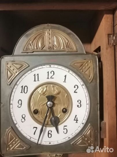 Старинные настенные часы