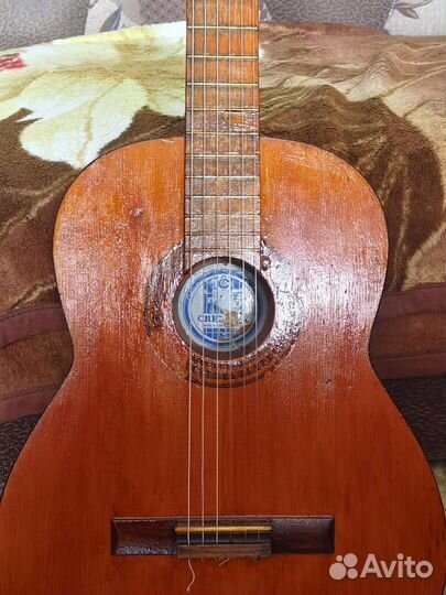 Классическая гитара cremona