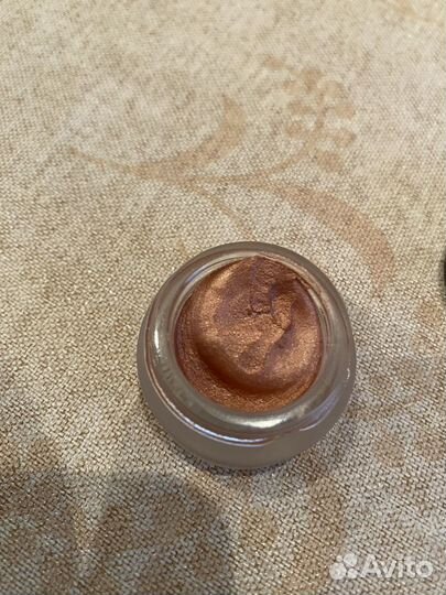 Кремовые тени Charlotte Tilbury