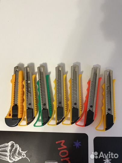 Канцелярский нож