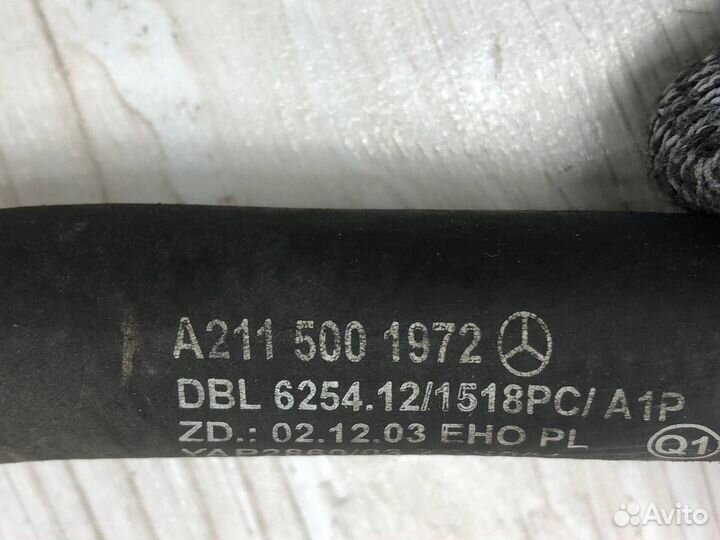 Патрубок охлаждения Mercedes W211
