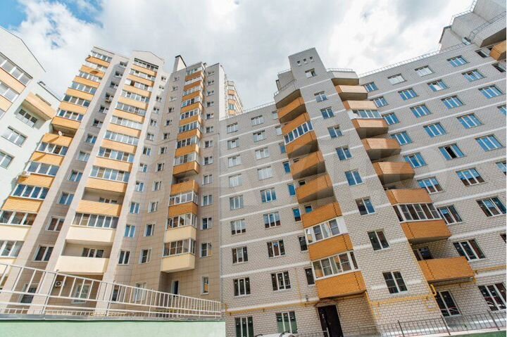 3-к. квартира, 85,6 м², 8/8 эт.