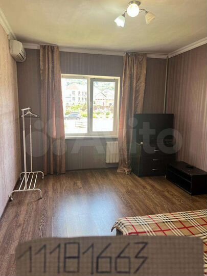 2-к. квартира, 63 м², 1/16 эт.