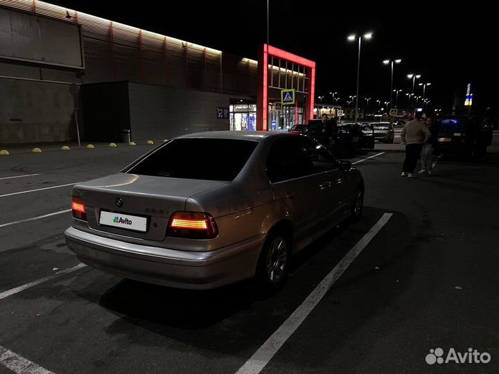 BMW 5 серия 2.5 МТ, 2003, 369 367 км