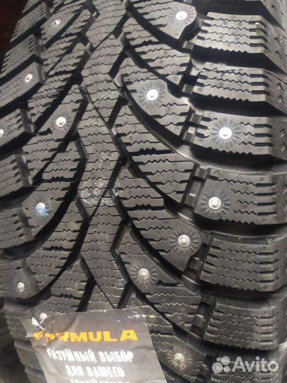 Pirelli Formula Ice 245/70 R16
