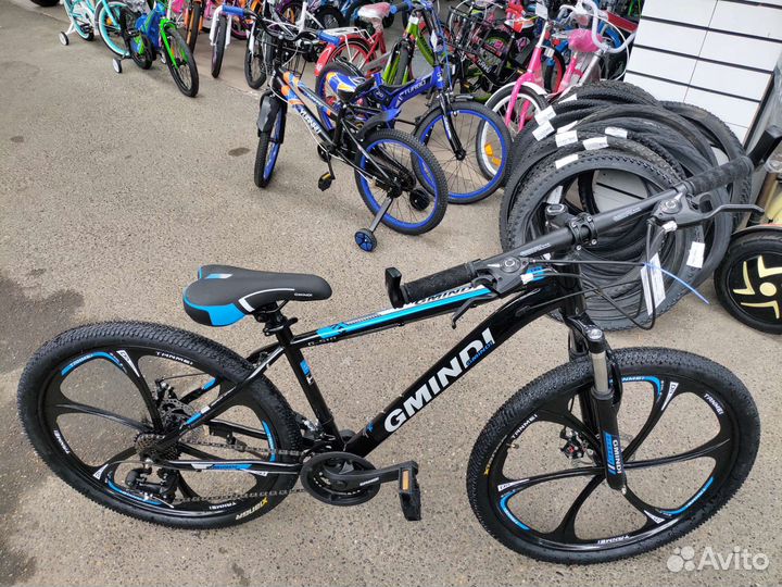 Велосипед на литых дисках 26