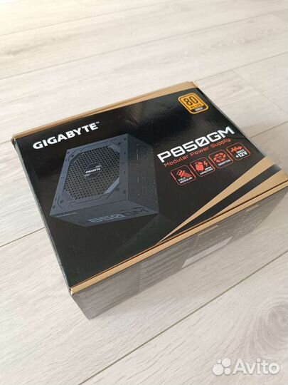 Блок питания gigabyte P850GM, 80+gold, 850Вт