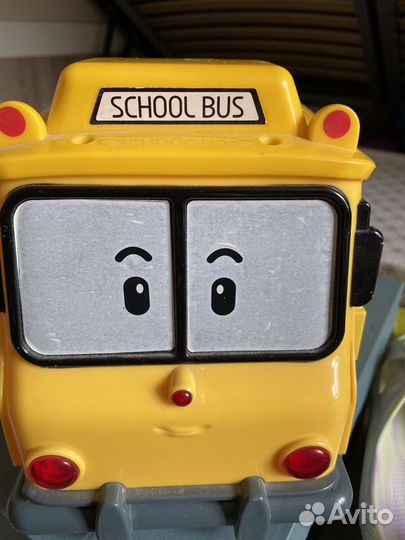 Игрушка автобус гараж кейс Скулби