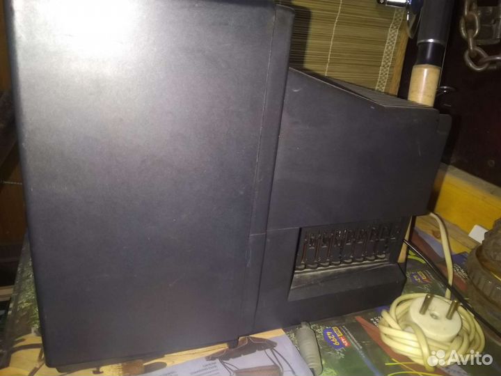 Телевизор маленький