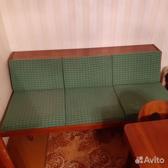 Диван Польский
