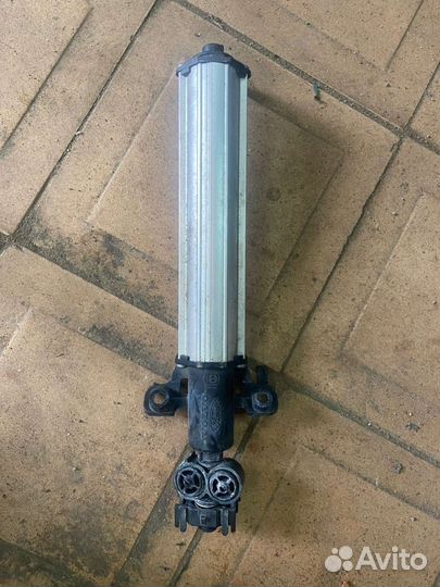 Форсунка омывателя фар левая/правая volvo