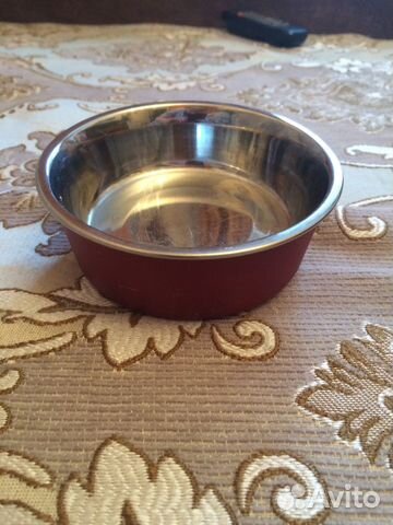 Миска для животных,когтерезки,щетки,игрушки