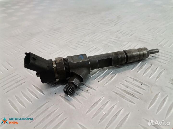 Форсунка Renault Scenic 2 рест. 2007 8200389369