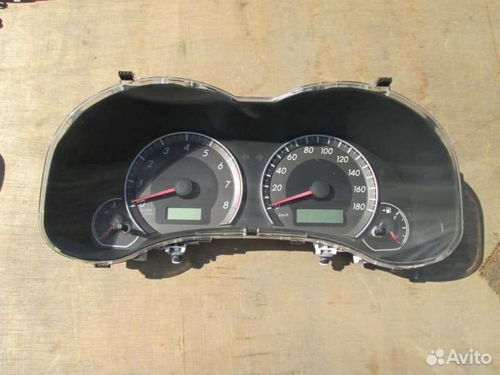 Щиток приборов Toyota Corolla Fielder NZE141