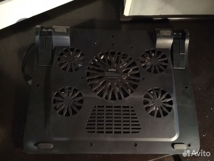 Подставка с охлаждением для ноутбука