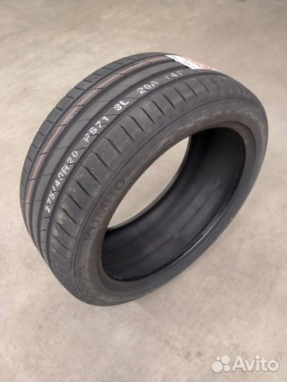 Kumho Ecsta PS71 275/40 R20 106Y