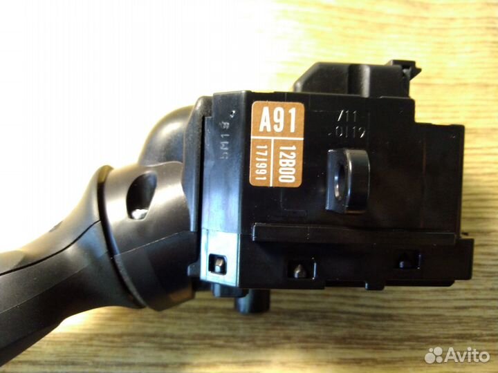 Подрулевой переключатель toyota rav4 2021