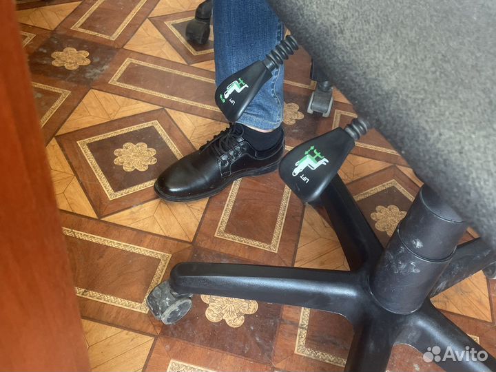 Компьютерное кресло