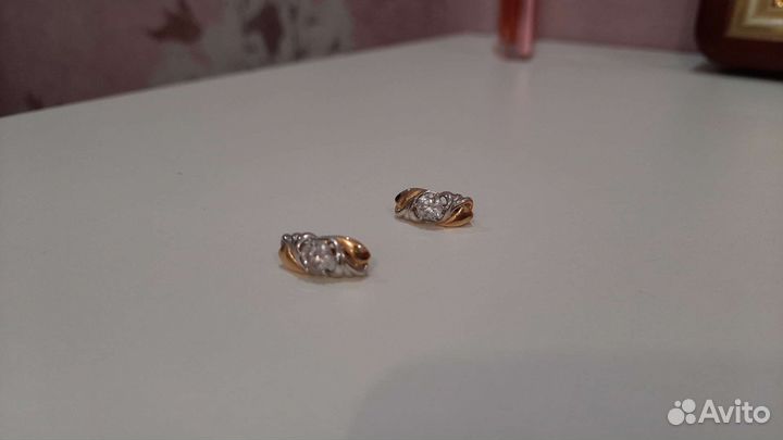 Золотые серьги