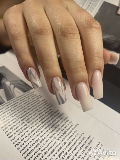 Маникюр и наращивание ногтей