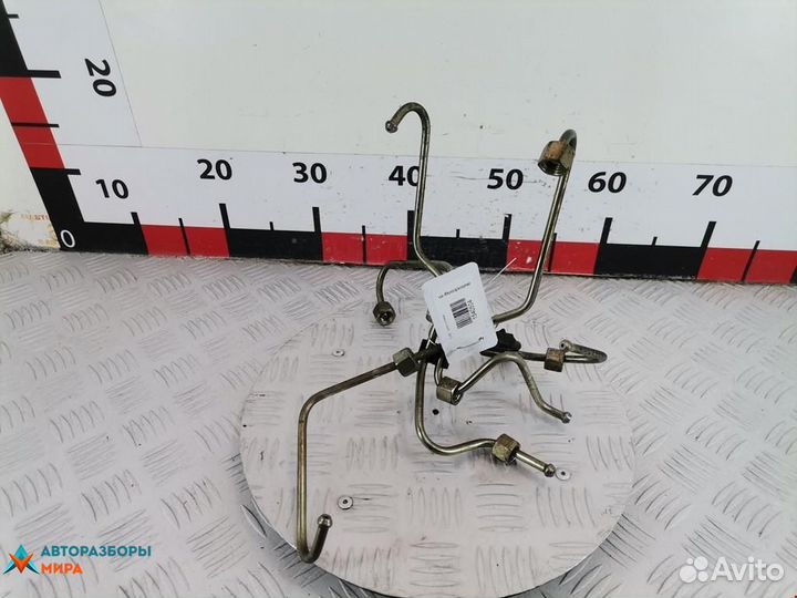 Трубка топливная Renault Safrane рест. 1999