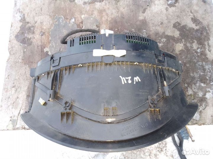 Панель приборов Mercedes w211