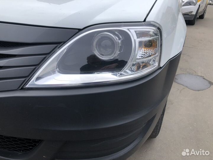 Фары на renault logan 1 рест или LADA ларгус