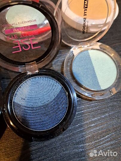 Тени для век