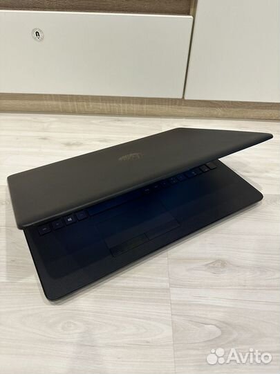 Современный Мощный Ноутбук HP