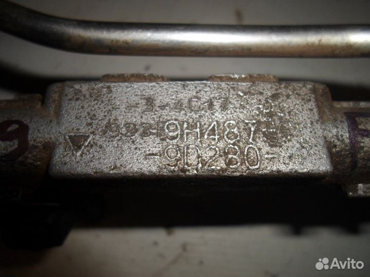 Рейка топливная (рампа) (Ford Focus)